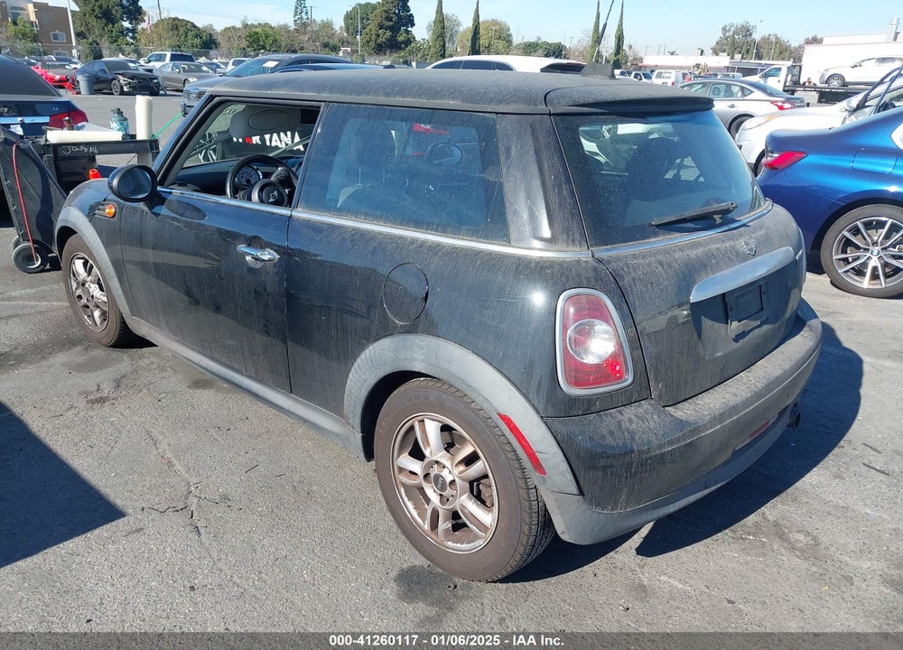 2012 MINI COOPER VIN: WMWSU3C54CT543681