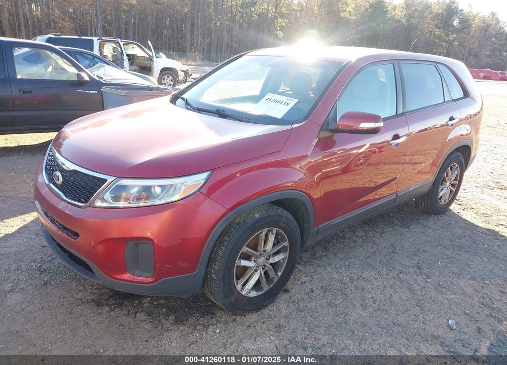 2014 KIA SORENTO LX VIN: 5XYKT3A63EG518254