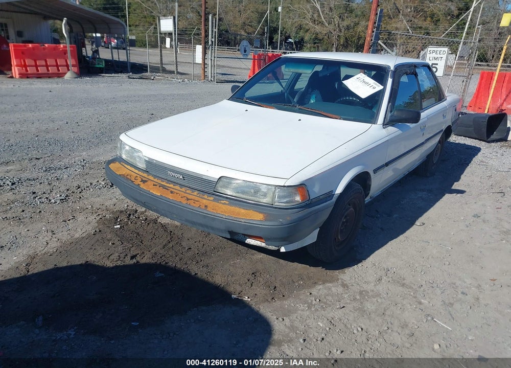 1990 TOYOTA CAMRY DLX VIN: 4T1SV21E9LU145014
