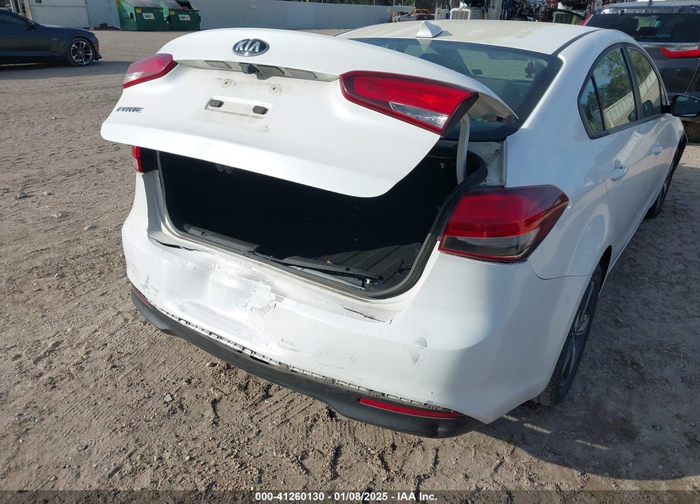 2018 KIA FORTE LX VIN: 3KPFL4A73JE237479