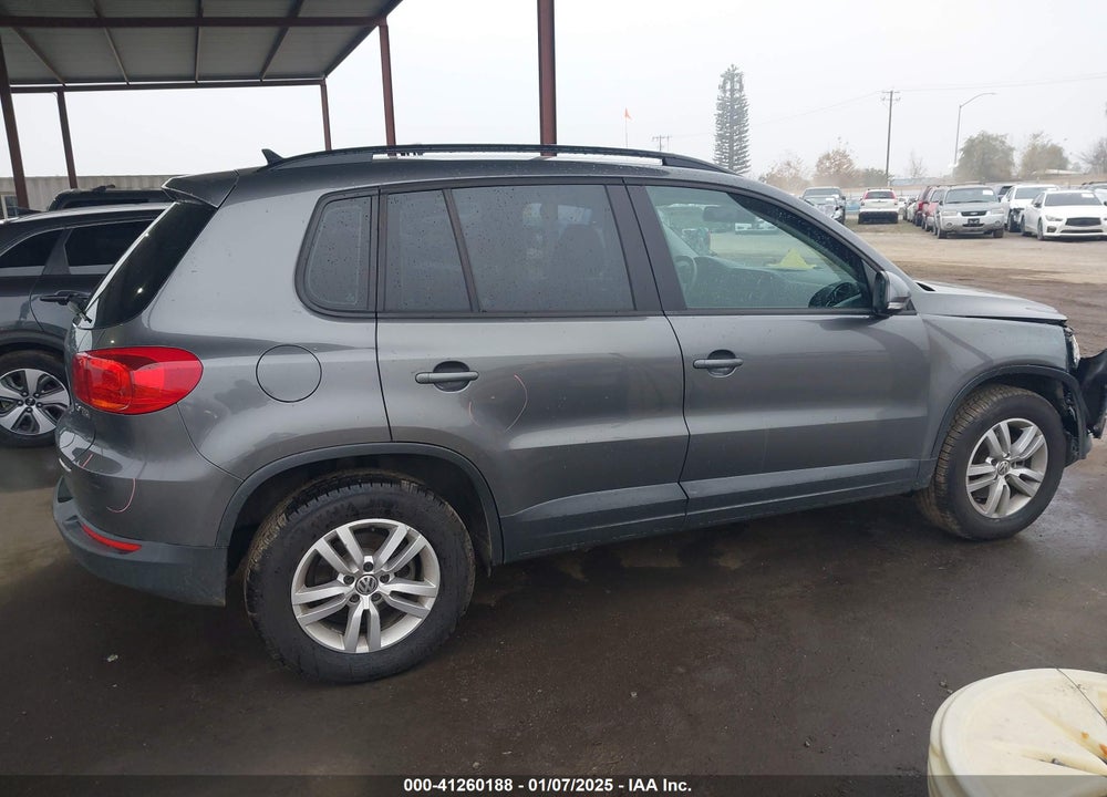 2015 VOLKSWAGEN TIGUAN S VIN: WVGAV7AX1FW610274