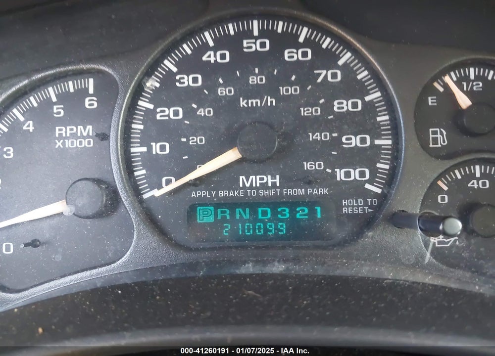 2002 CHEVROLET SILVERADO 1500 LS VIN: 2GCEC19V821140659
