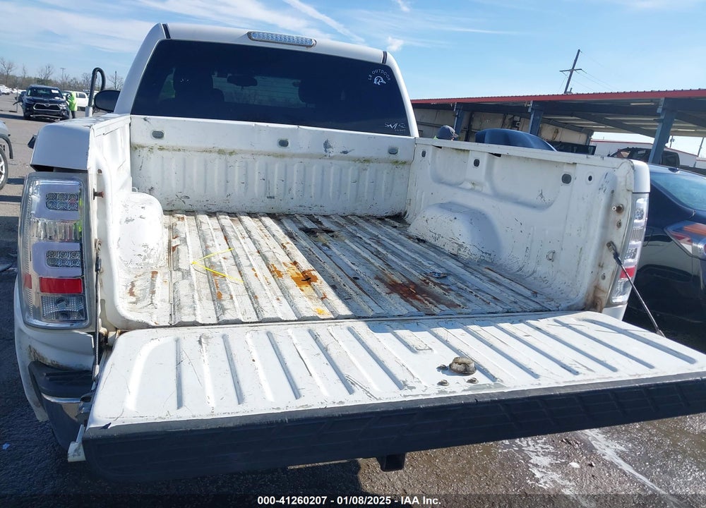 2008 GMC SIERRA 1500 VIN: 2GTFK13Y181268597