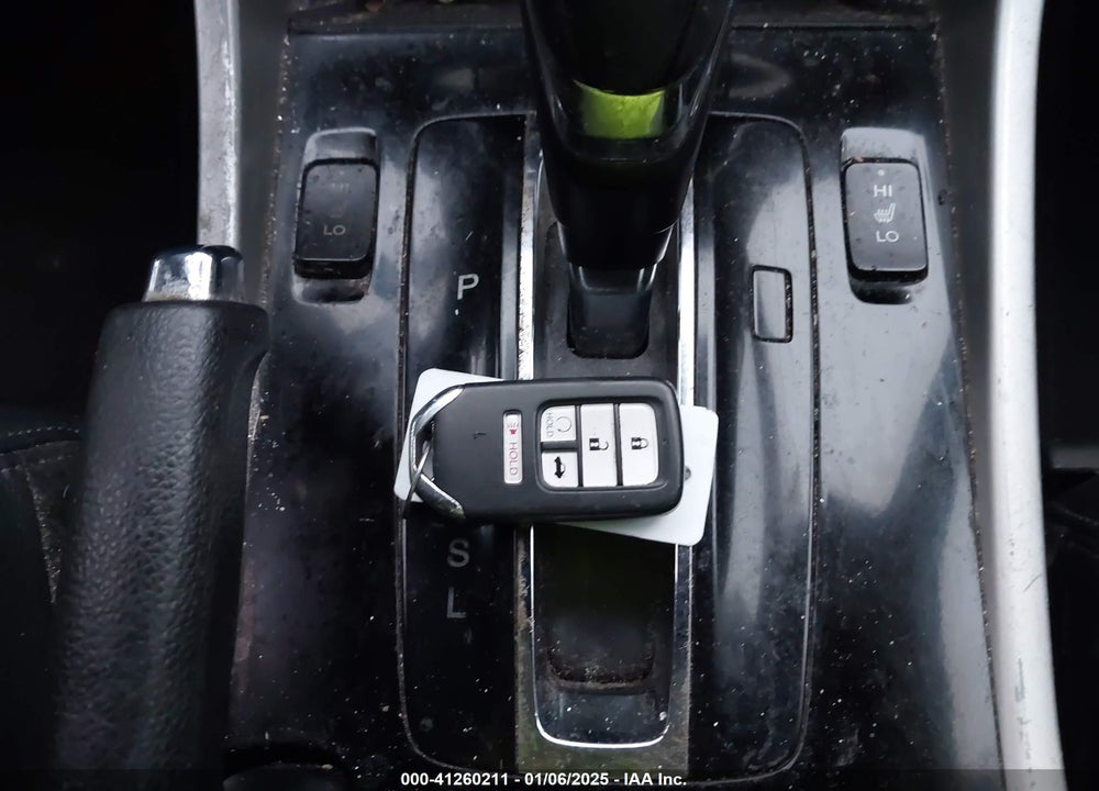 2016 HONDA ACCORD EXL VIN: 1HGCR2F97GA011751