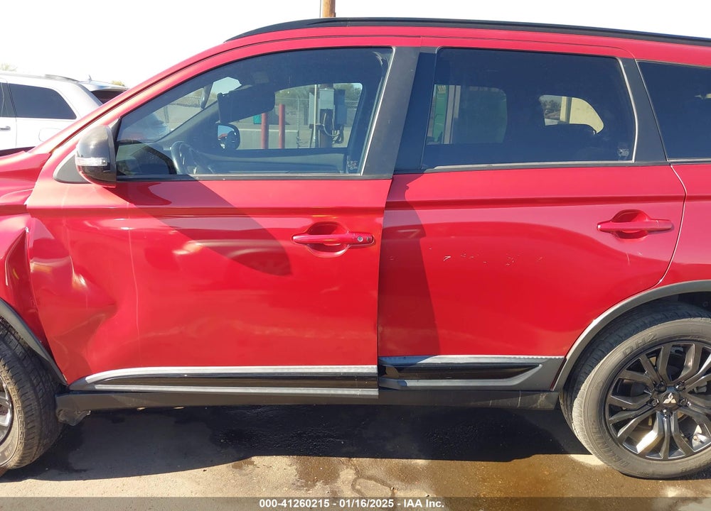 2018 MITSUBISHI OUTLANDER LE/SE/SEL VIN: JA4AD3A39JZ021732