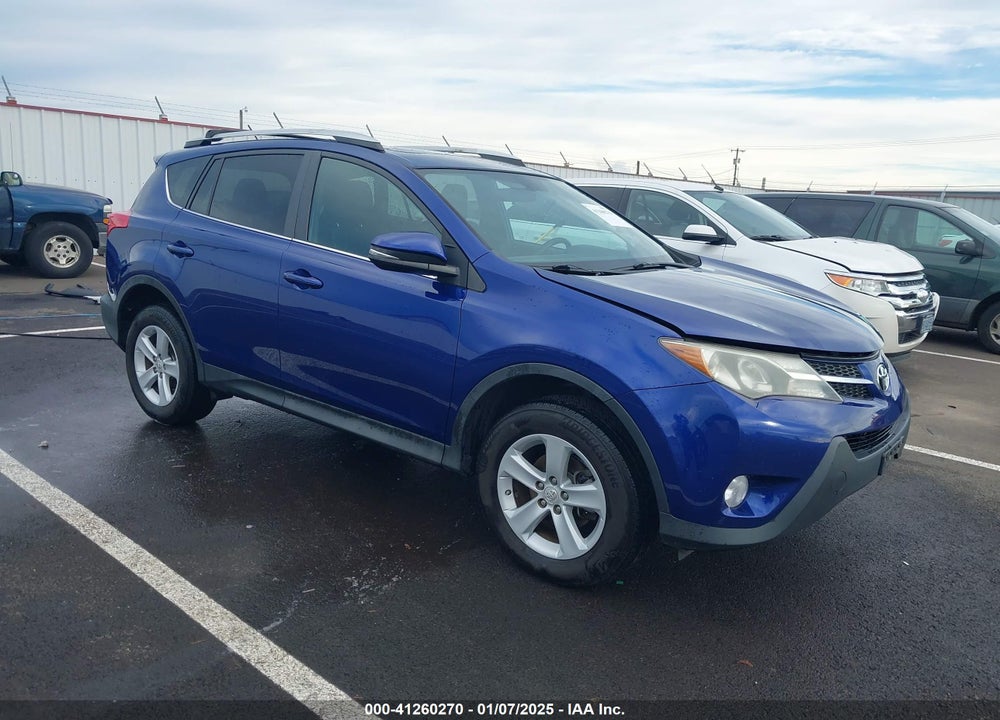 2014 TOYOTA RAV4 XLE VIN: 2T3RFREV8EW169944