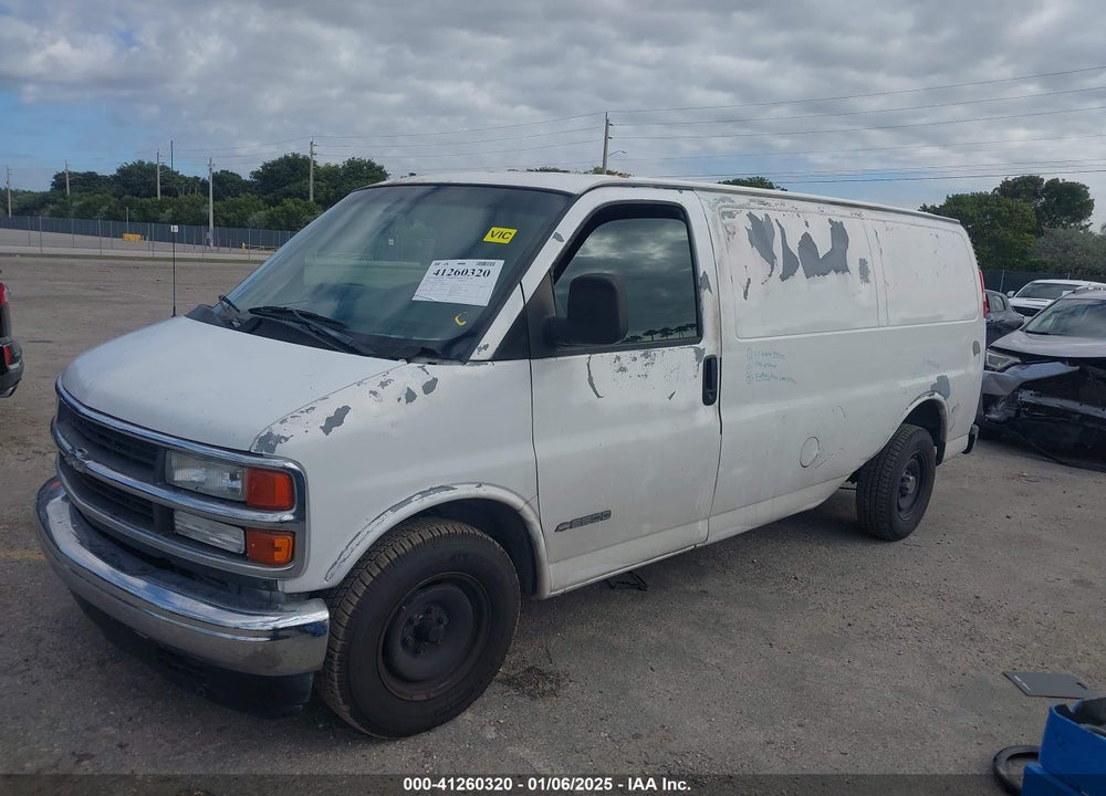 2002 CHEVROLET EXPRESS VIN: 1GCFG25W421142542