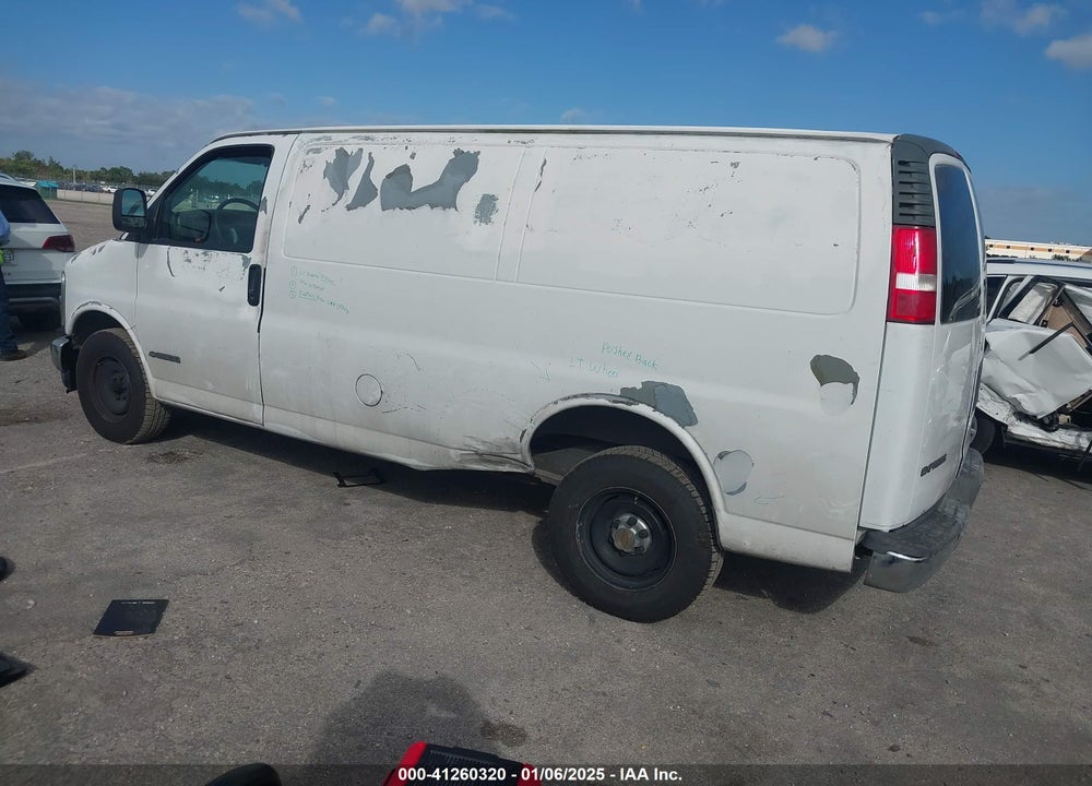 2002 CHEVROLET EXPRESS VIN: 1GCFG25W421142542