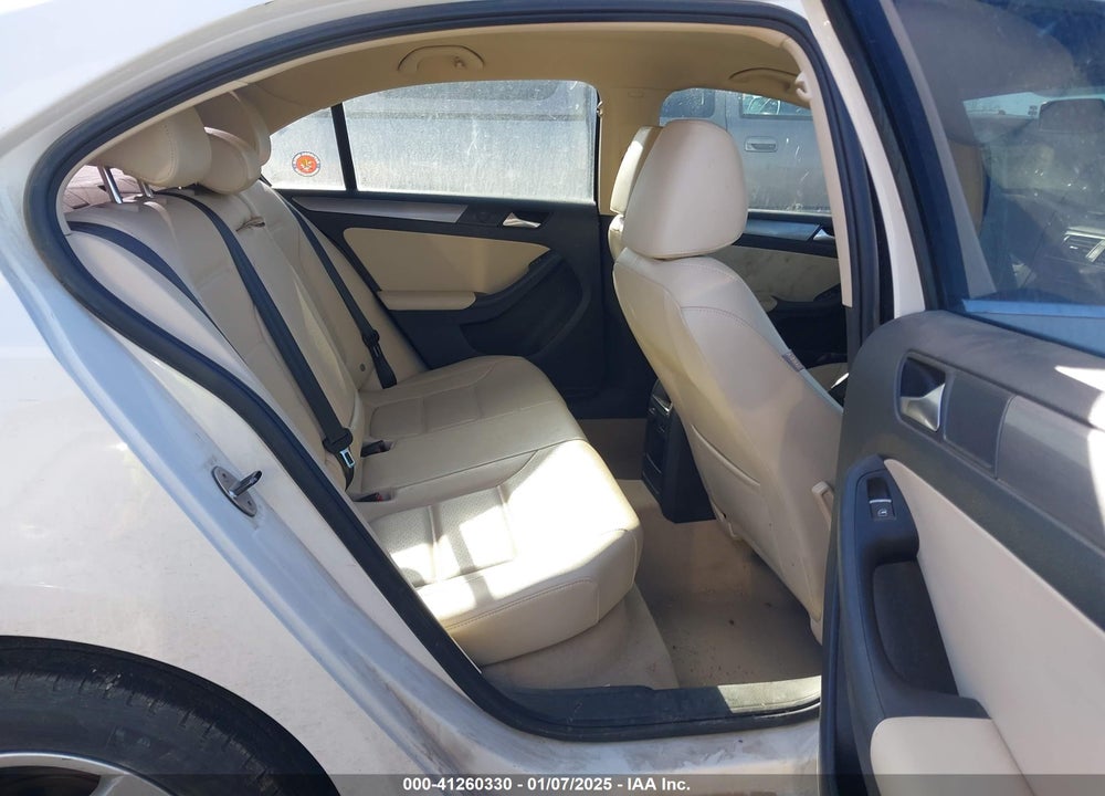 2013 VOLKSWAGEN JETTA 2.0L TDI VIN: 3VW3L7AJ9DM414804