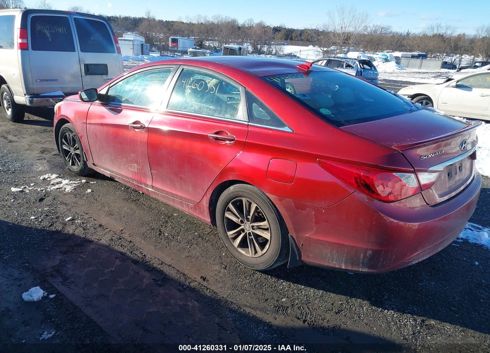2013 HYUNDAI SONATA GLS VIN: 5NPEB4AC6DH796570