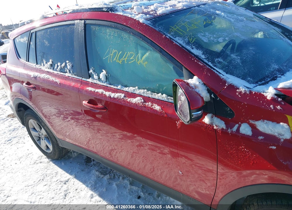 2014 TOYOTA RAV4 XLE VIN: JTMRFREV4ED083009