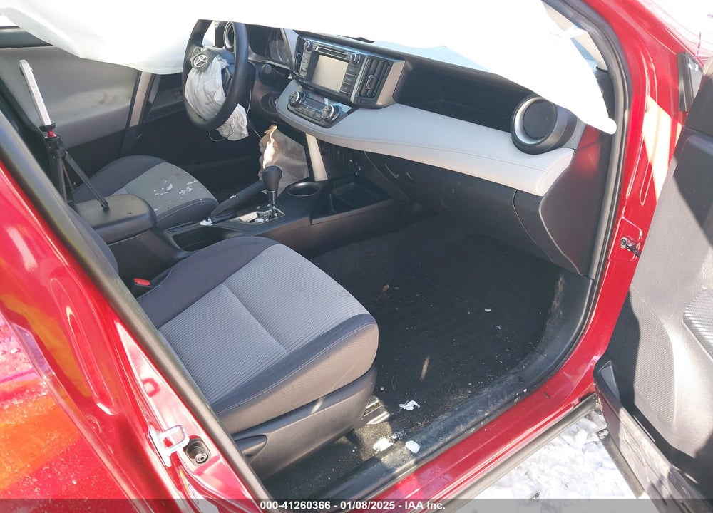 2014 TOYOTA RAV4 XLE VIN: JTMRFREV4ED083009