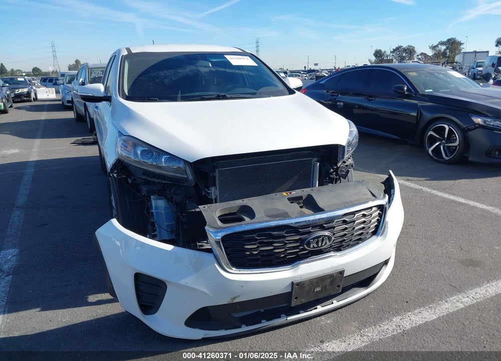 2019 KIA SORENTO 2.4L LX VIN: 5XYPG4A34KG554021