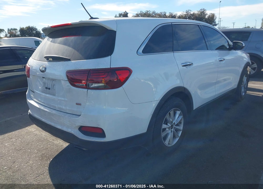 2019 KIA SORENTO 2.4L LX VIN: 5XYPG4A34KG554021