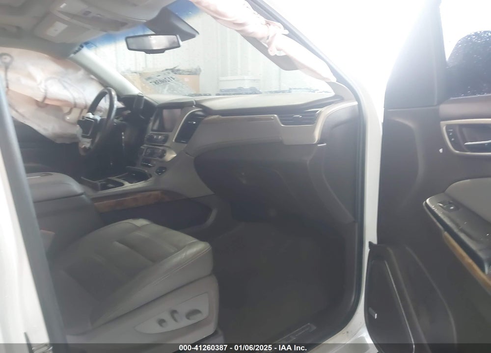 2016 GMC YUKON DENALI VIN: 1GKS2CKJXGR241049