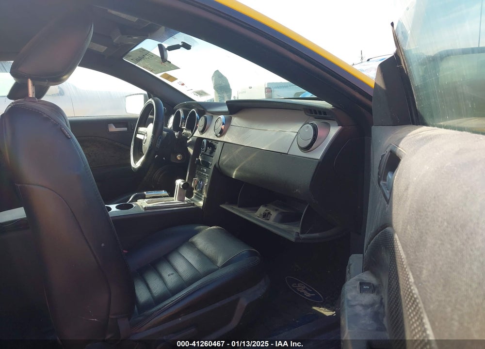2006 FORD MUSTANG VIN: 1ZVHT82H365197864