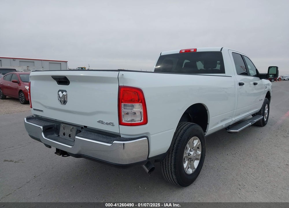 2024 RAM 2500 BIG HORN 4X4 8' BOX VIN: 3C6UR5JL0RG337507