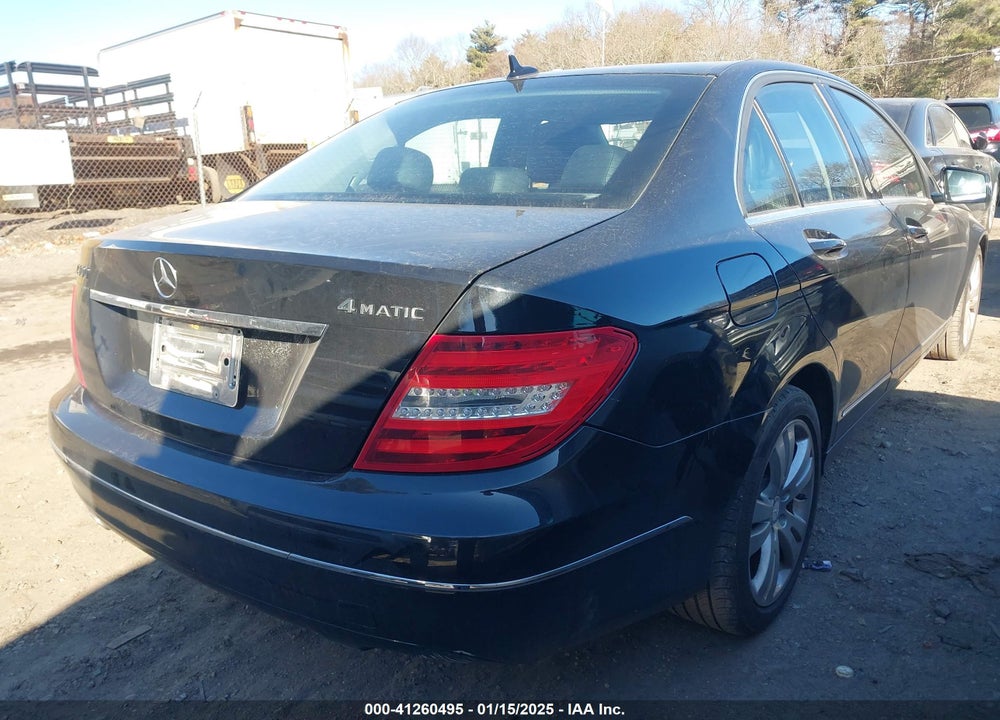 2013 MERCEDES-BENZ C 300 VIN: WDDGF8AB9DR296137