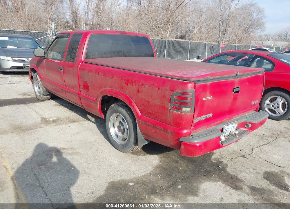 1998 GMC SONOMA SLS VIN: 1GTCS19X7W8501054
