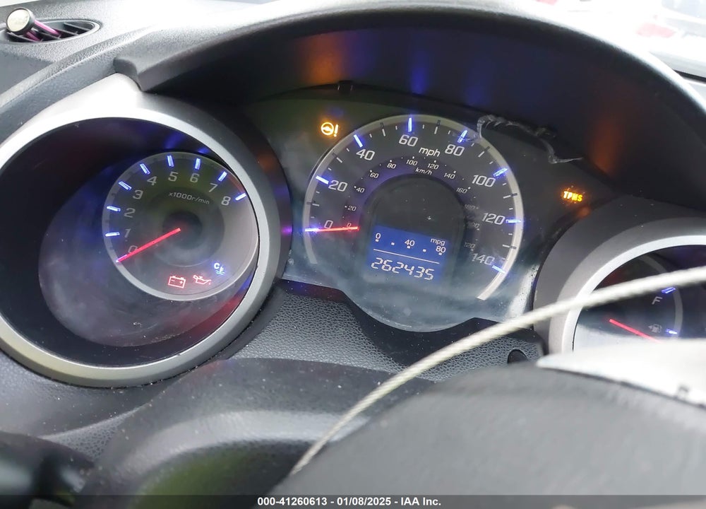 2010 HONDA FIT VIN: JHMGE8H40AC023556