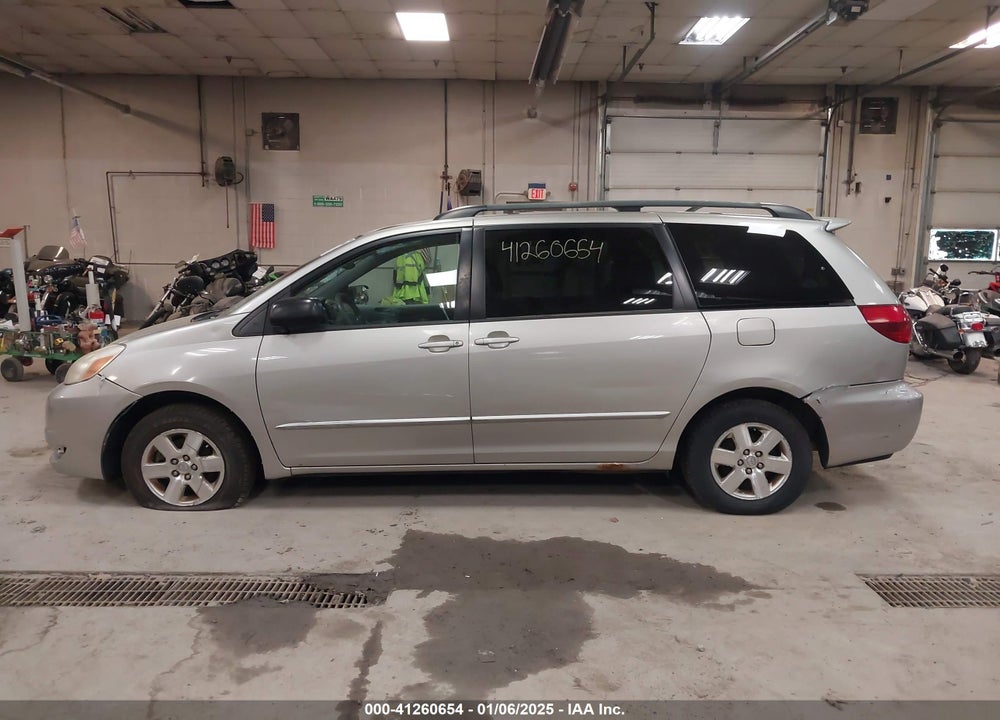 2005 TOYOTA SIENNA LE VIN: 5TDZA23C25S247238