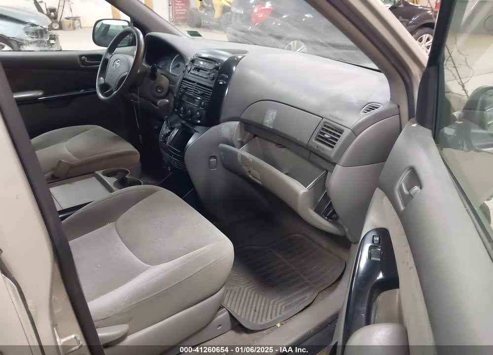 2005 TOYOTA SIENNA LE VIN: 5TDZA23C25S247238