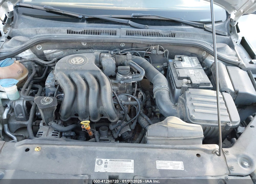 2015 VOLKSWAGEN JETTA 2.0L S VIN: 3VW2K7AJ1FM333409