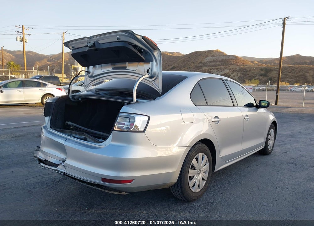 2015 VOLKSWAGEN JETTA 2.0L S VIN: 3VW2K7AJ1FM333409
