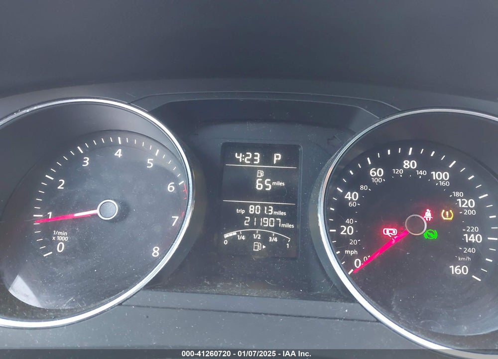 2015 VOLKSWAGEN JETTA 2.0L S VIN: 3VW2K7AJ1FM333409