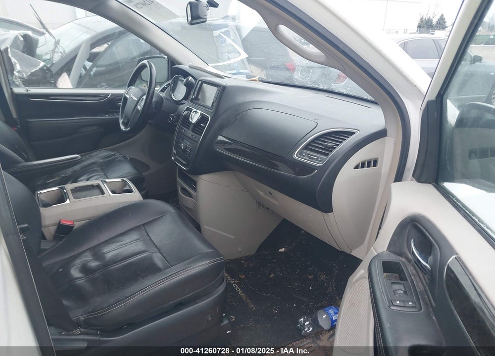 2013 CHRYSLER TOWN & COUNTRY TOURING VIN: 2C4RC1BG8DR670132