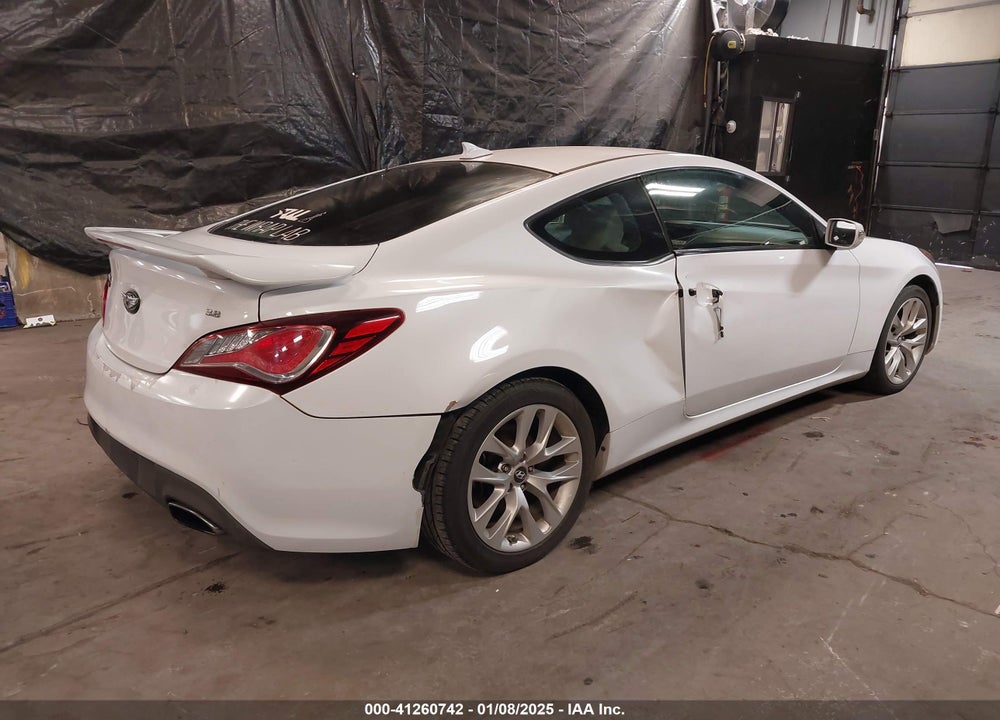 2016 HYUNDAI GENESIS VIN: KMHHT6KJXGU132006