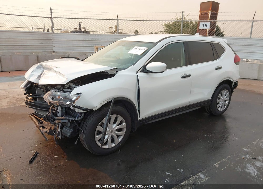 2018 NISSAN ROGUE S VIN: KNMAT2MT6JP557726