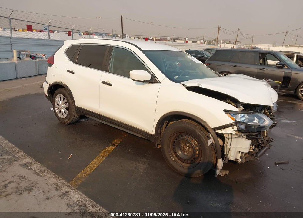2018 NISSAN ROGUE S VIN: KNMAT2MT6JP557726