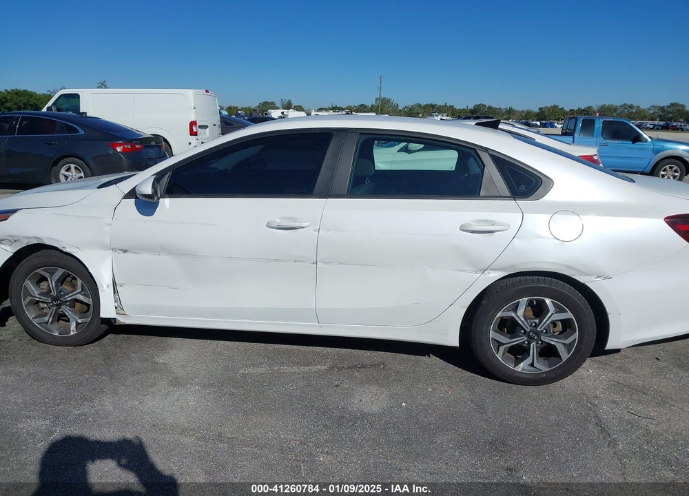 2021 KIA FORTE VIN: 3KPF24AD6ME281831