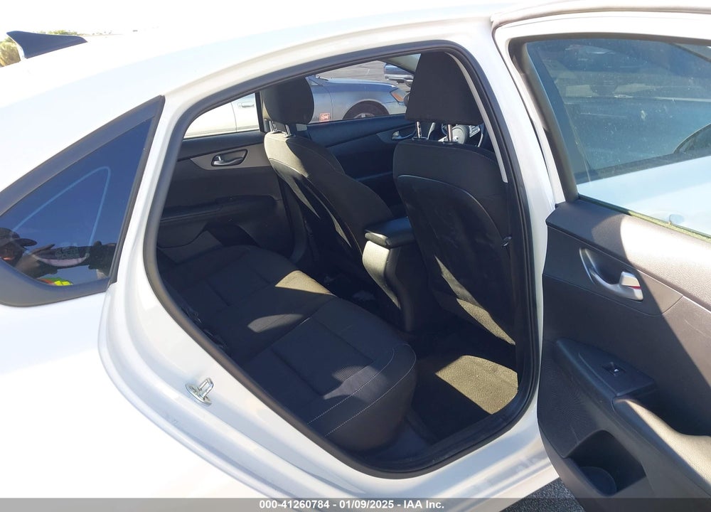 2021 KIA FORTE VIN: 3KPF24AD6ME281831