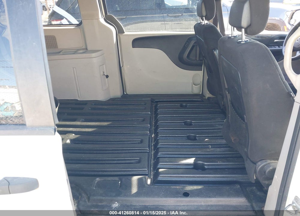 2011 DODGE GRAND CARAVAN C/V VIN: 2D4RN1AG9BR664089