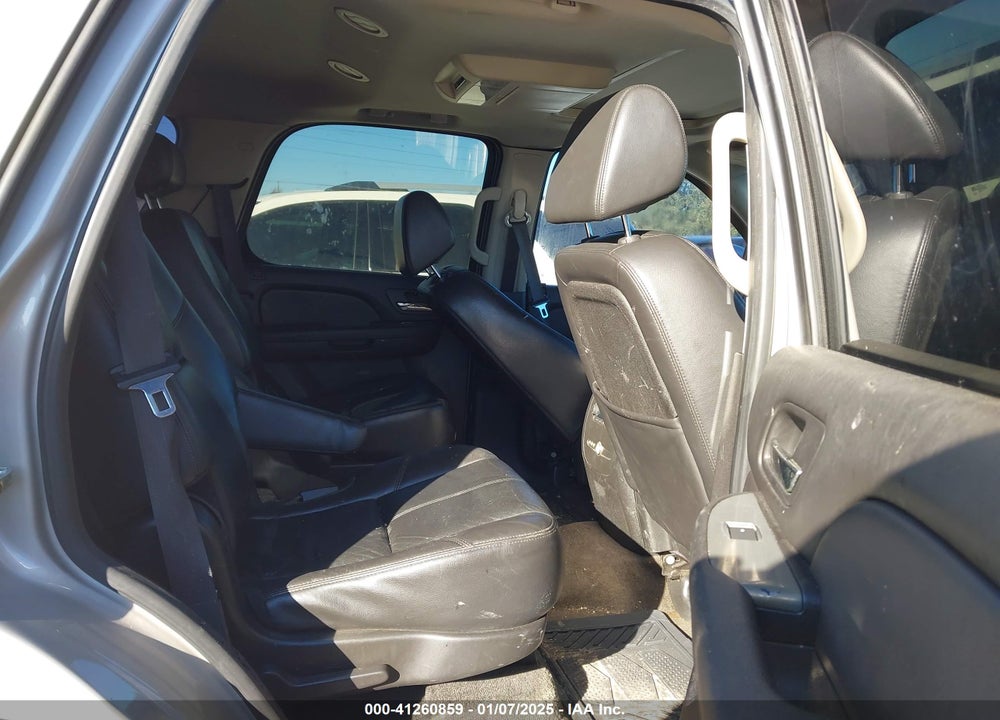 2008 CHEVROLET TAHOE LT VIN: 1GNFC13068R246066