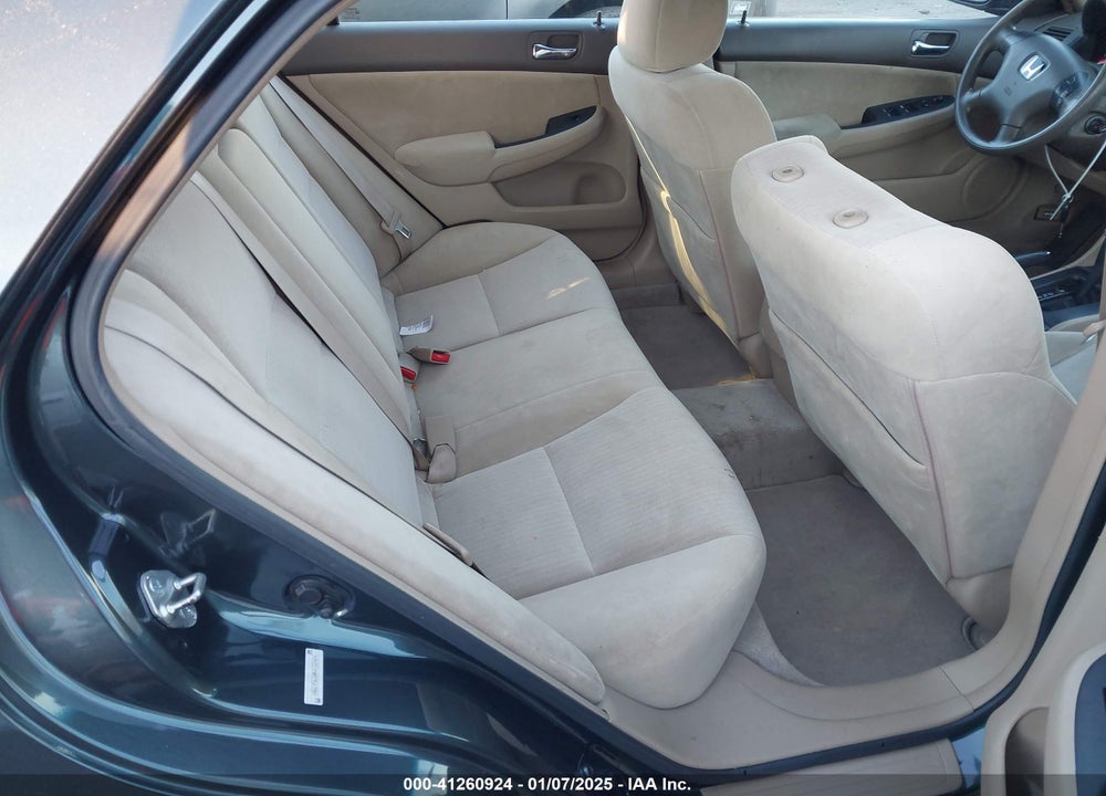 2004 HONDA ACCORD 2.4 LX VIN: 1HGCM56304A152426