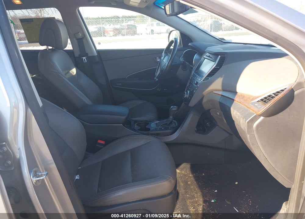 2017 HYUNDAI SANTA FE LIMITED ULTIMATE VIN: KM8SRDHFXHU236685