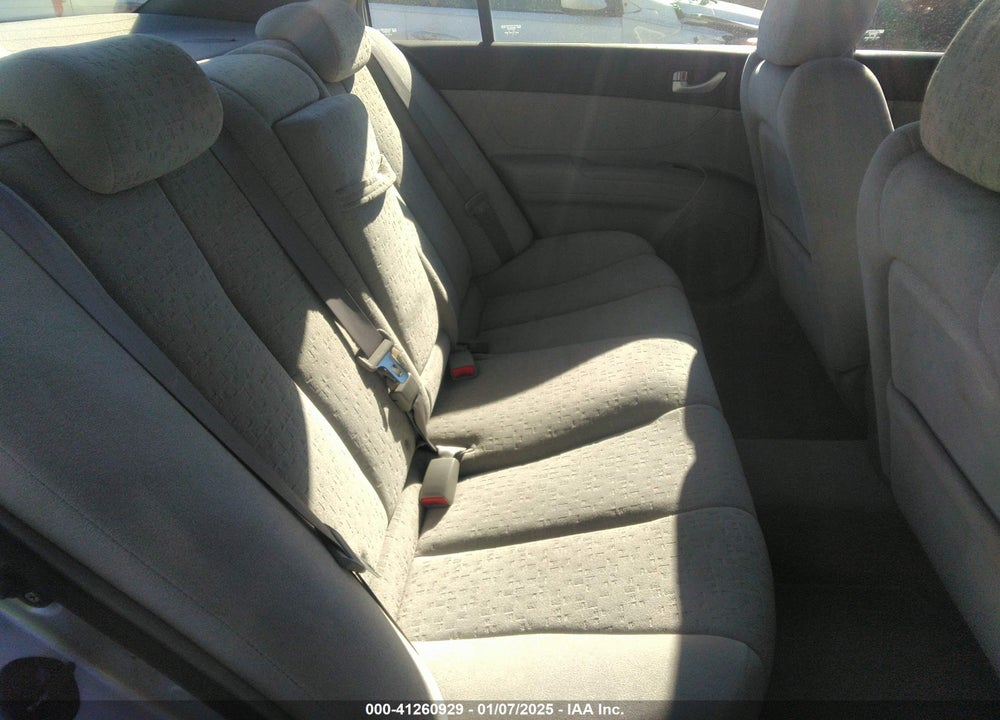 2007 HYUNDAI SONATA LIMITED/SE V6 VIN: 5NPEU46F27H271118