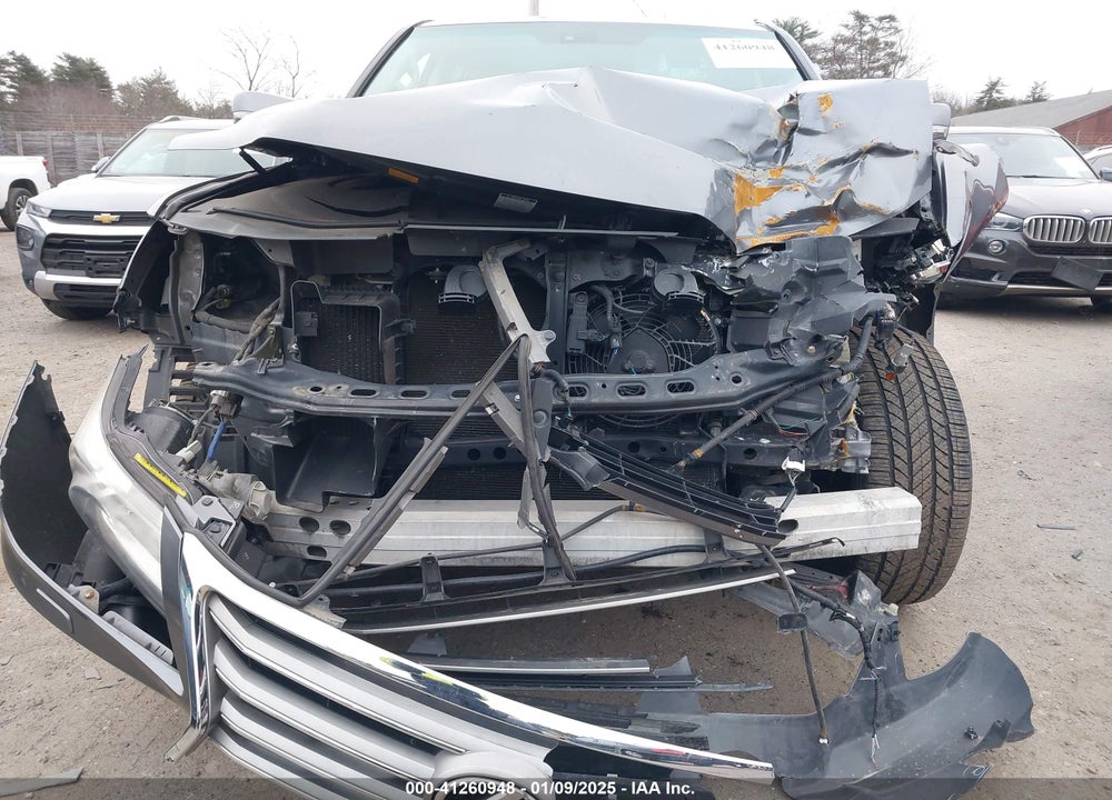 2014 LEXUS LX 570 VIN: JTJHY7AX6E4137344
