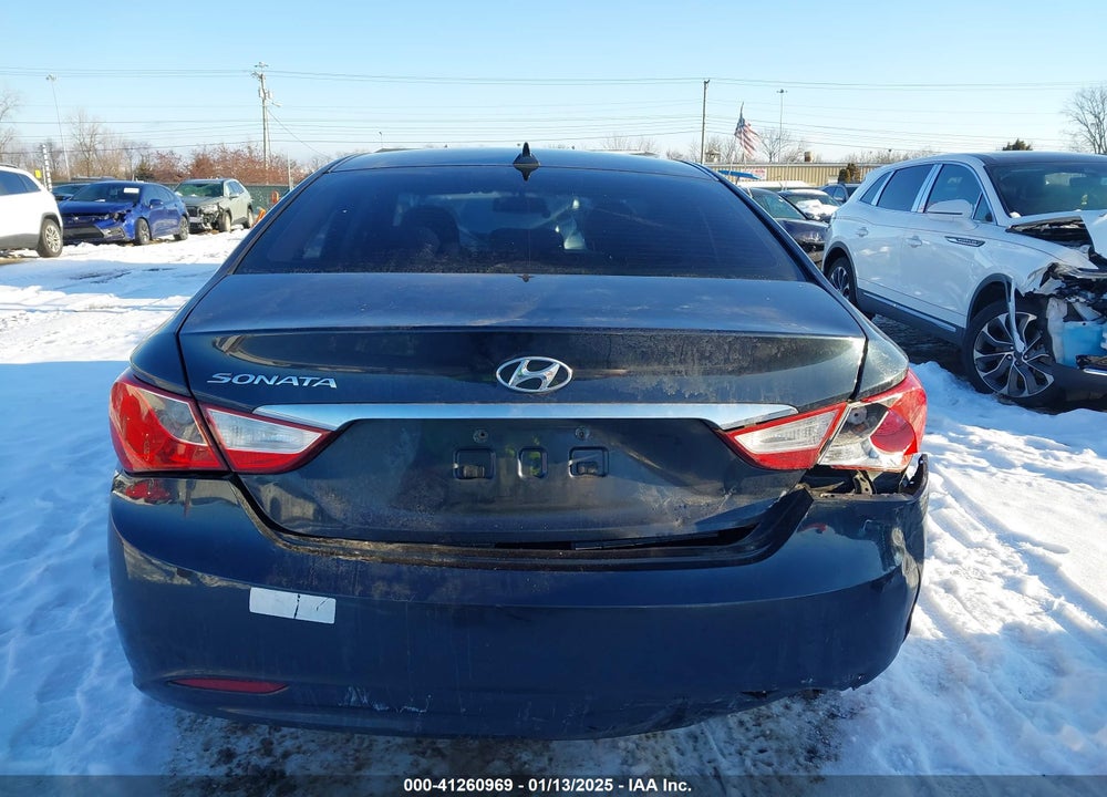2013 HYUNDAI SONATA GLS VIN: 5NPEB4AC6DH737387