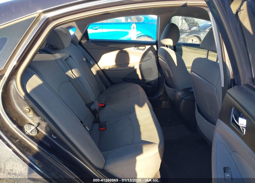 2013 HYUNDAI SONATA GLS VIN: 5NPEB4AC6DH737387