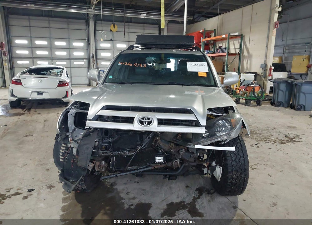 2005 TOYOTA 4RUNNER LIMITED V6 VIN: JTEBU17R758041396