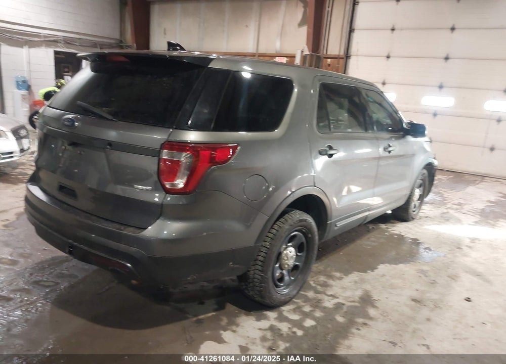 2017 FORD POLICE INTERCEPTOR VIN: 1FM5K8AR4HGE14327