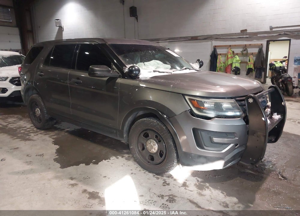 2017 FORD POLICE INTERCEPTOR VIN: 1FM5K8AR4HGE14327