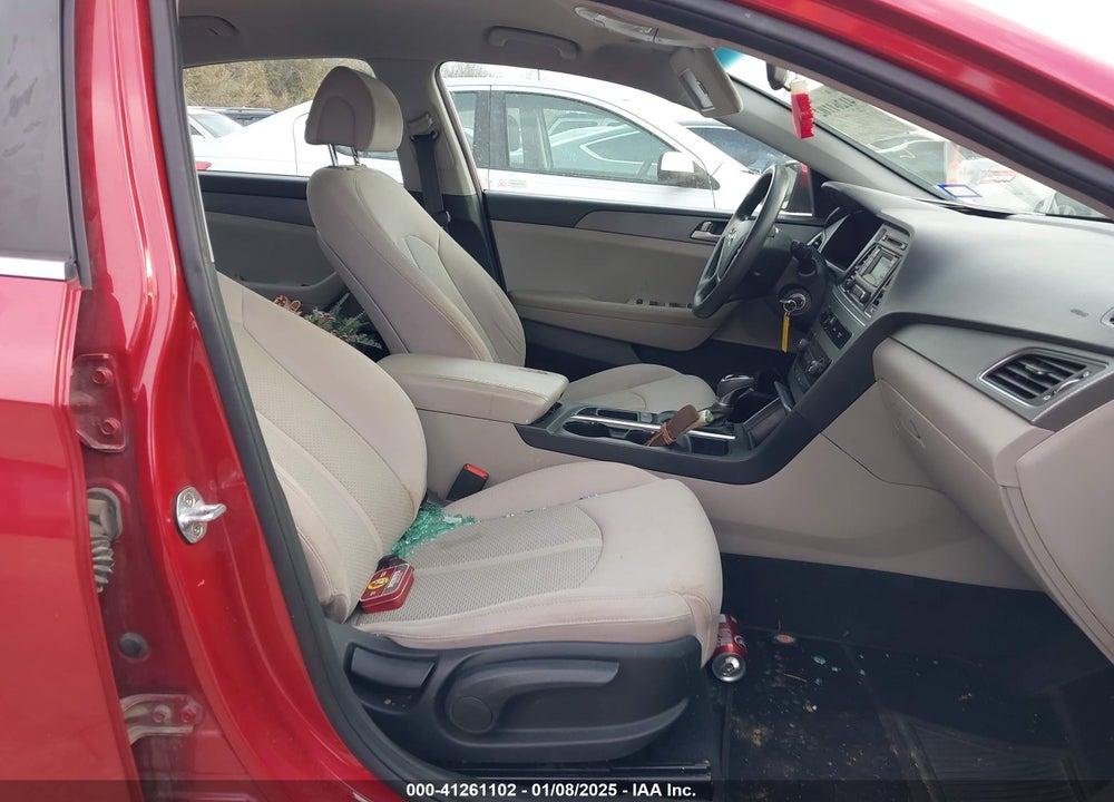 2017 HYUNDAI SONATA VIN: 5NPE24AF6HH585773