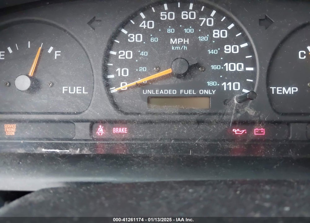 1998 NISSAN FRONTIER SE/XE VIN: 1N6DD26S1WC379010