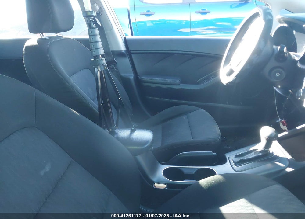 2016 KIA FORTE LX VIN: KNAFK4A68G5468664