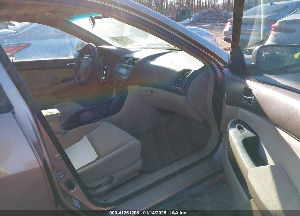 2006 HONDA ACCORD 2.4 VP VIN: 1HGCM56186A050826